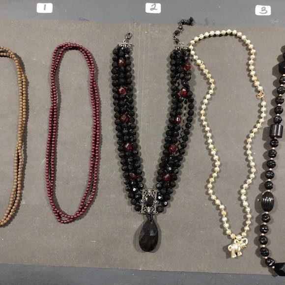 Lot of 5 Colorful Bead Gem Necklaces - Picture 2 of 11